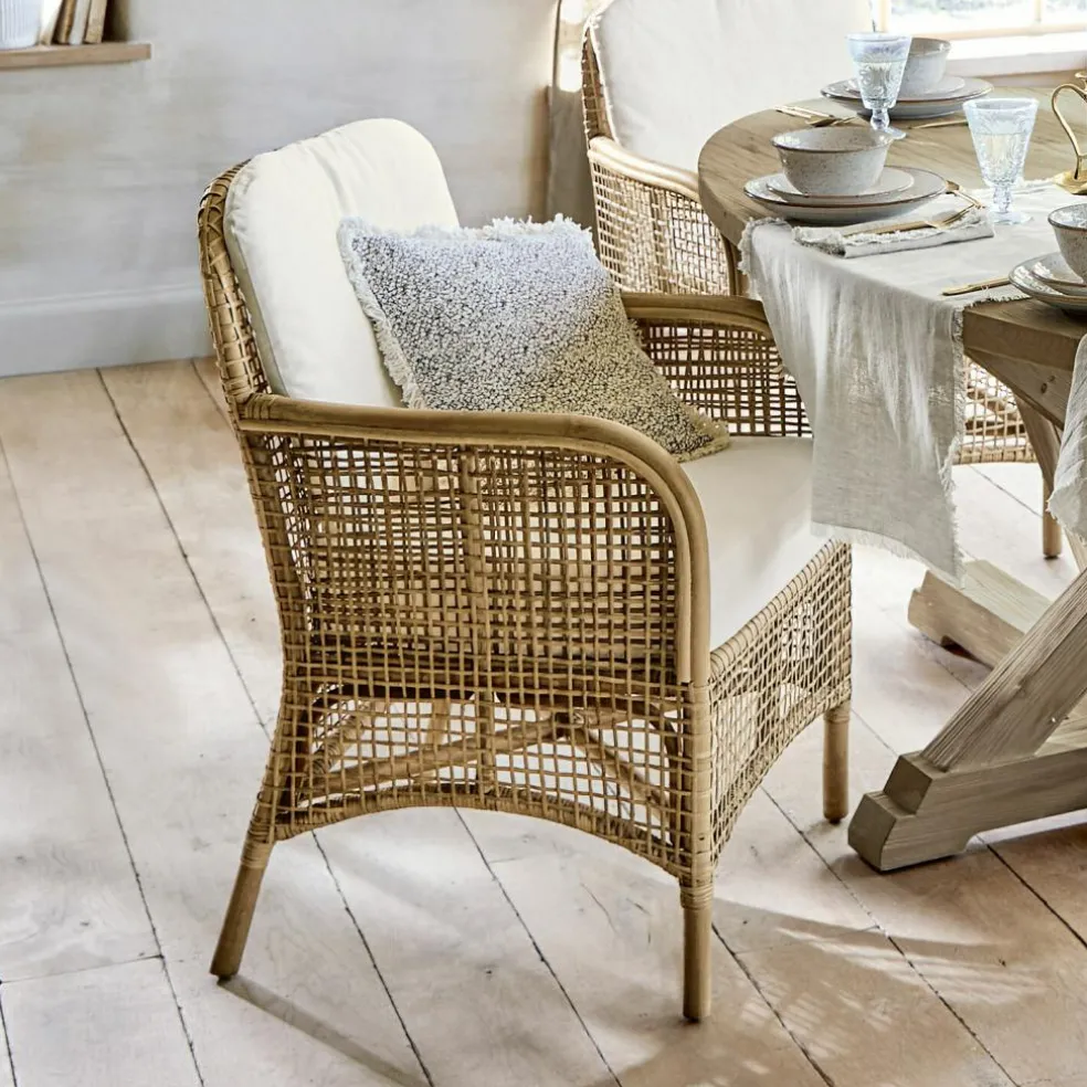Chaise Levian