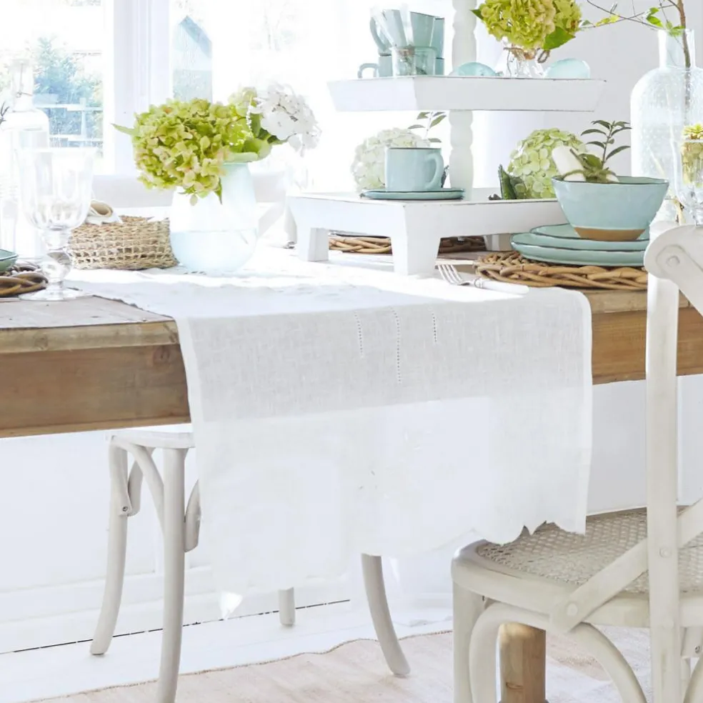 Chemin de table Kara