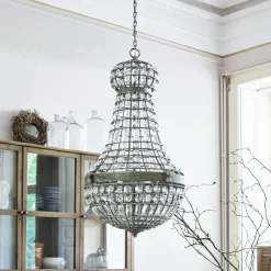 Lustre Perreux