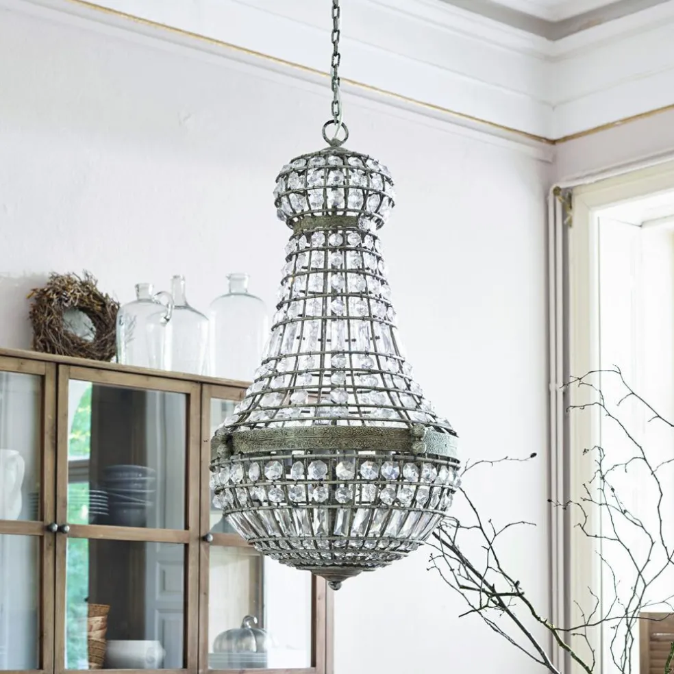 Lustre Perreux