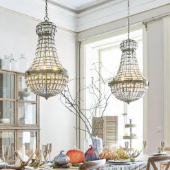 Lustre Perreux