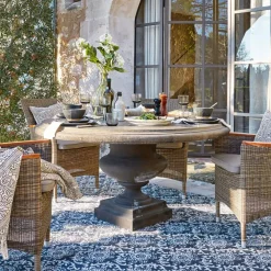 Table Monterey